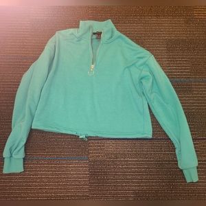 Forever 21 cropped 3/4 zip sweatshirt Small